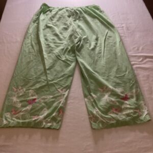 HUE Green Pajama Pants with Pink and White Accents Sz L